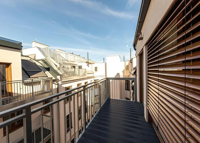 New Design Penthouse And דירה וינה