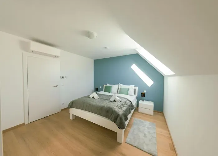 New Design Penthouse And *
