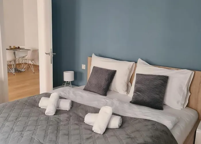 New Design Penthouse And דירה וינה